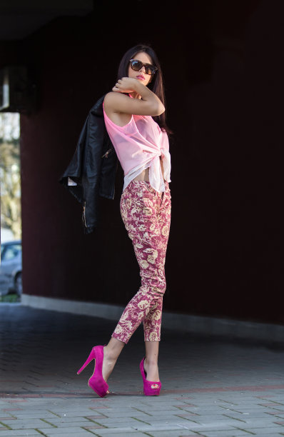 时尚的女人图片下载