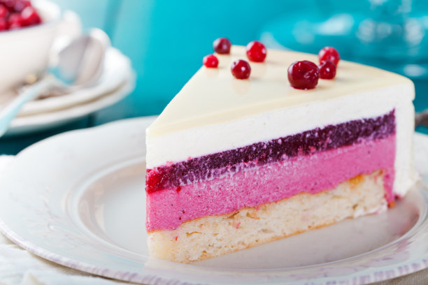 蔓越莓，越桔，覆盆子挞，慕斯蛋糕。素材图片