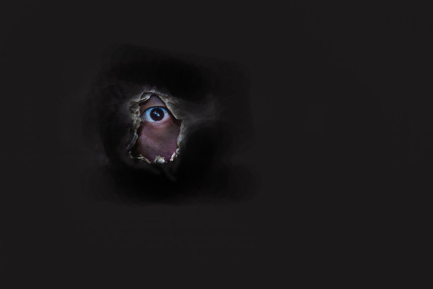 魔鬼的眼睛图片下载