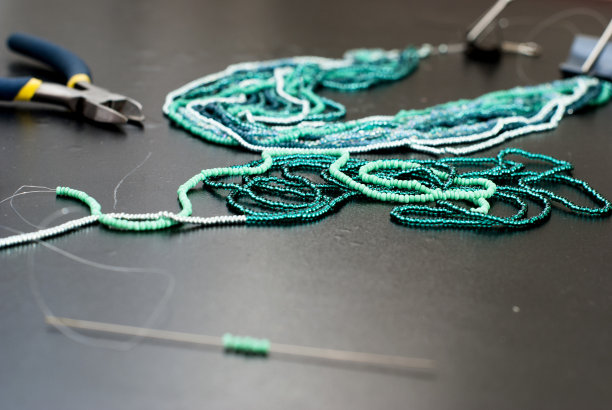 绿珠在制造过程中图片下载