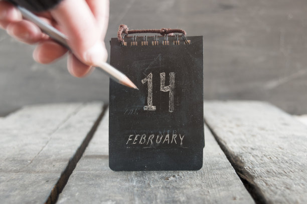 情人节日历。2月14日。图片下载