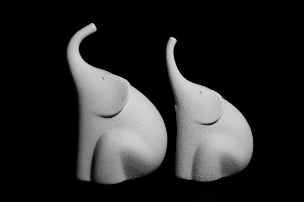 大象的雕像图片下载