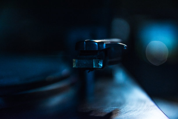 录音设备的复古背景图片下载