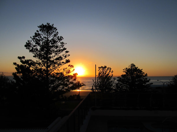 纳皮尔的日落图片下载