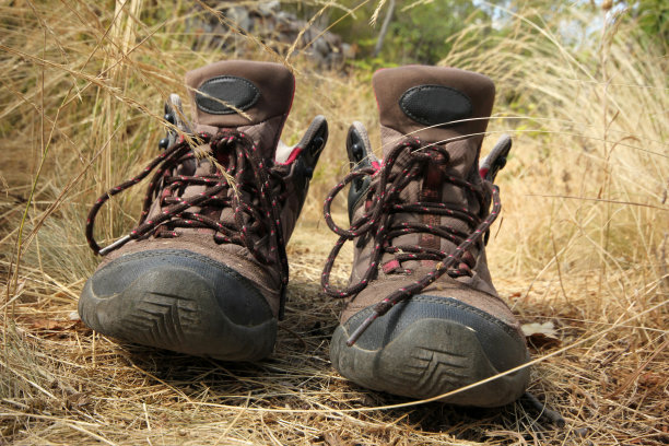 走女人的靴子图片下载