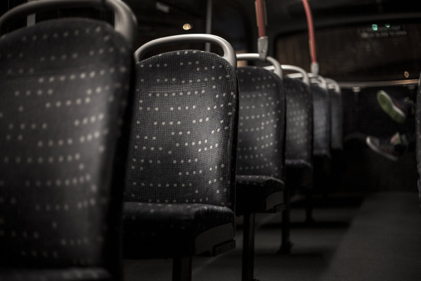 空的公交车图片下载