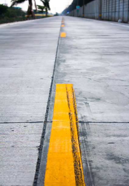 中黄线公路图片下载