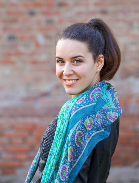 美丽的年轻女子图片下载