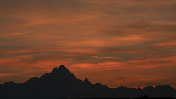 落日Monviso图片下载