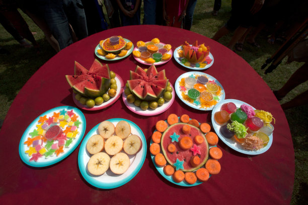 猴子的食物。图片下载