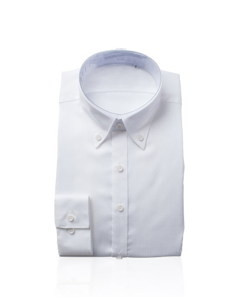 白色衬衫孤立在白色上图片下载