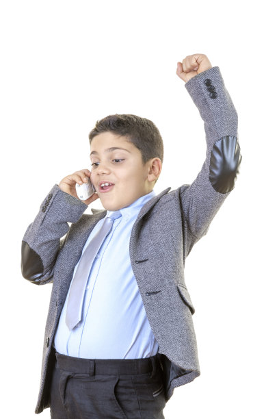 小商人非常高兴在电话对白色图片下载