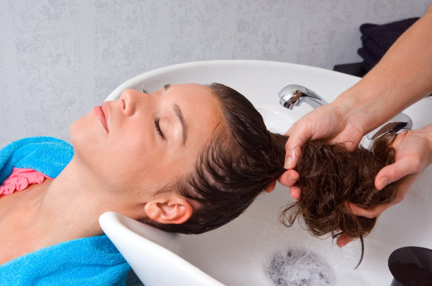 洗头发图片下载