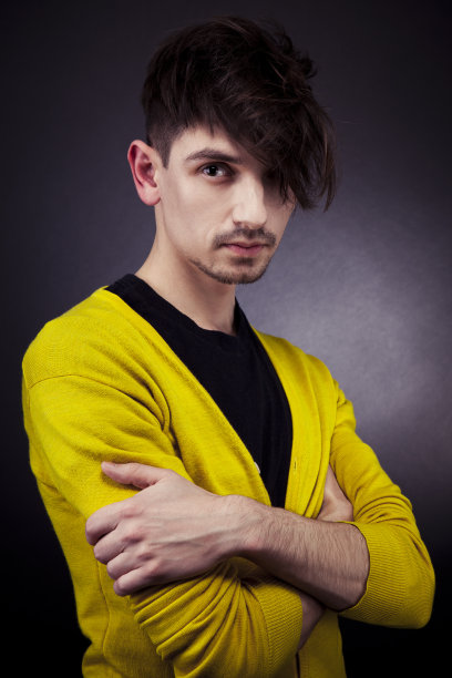 年轻时尚男模特图片下载