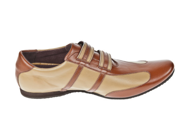 男鞋孤立在白色背景上图片下载