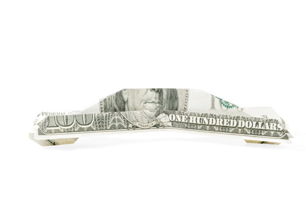 用钱做的汽车折纸图片下载