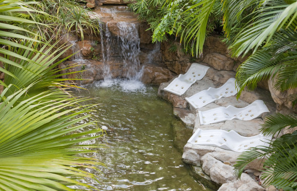 温泉图片素材ID：157967674