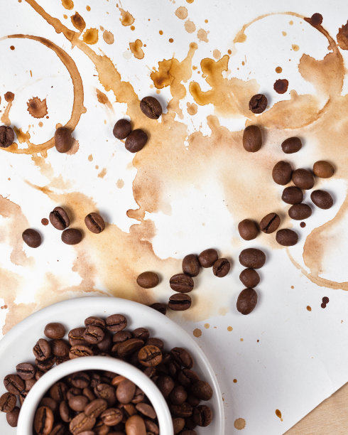 咖啡豆和背景。图片下载