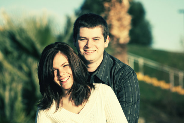 快乐可爱的夫妇图片下载