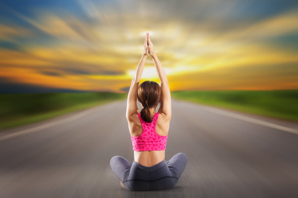 女人瑜伽图片下载