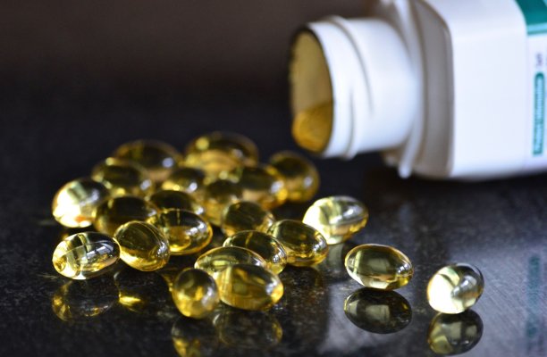 鱼肝油胶囊图片下载