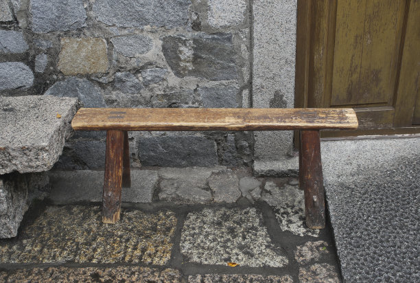 老木凳子图片下载