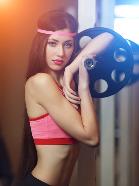 运动的女人图片下载