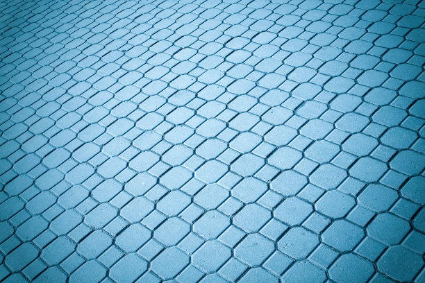 青砖砌成的街道，透视图到人行道图片下载