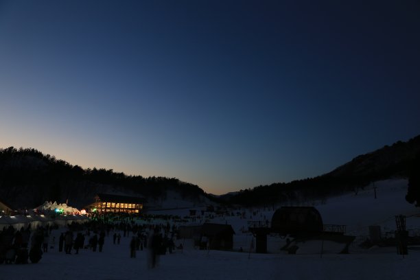 日本滑雪胜地图片下载