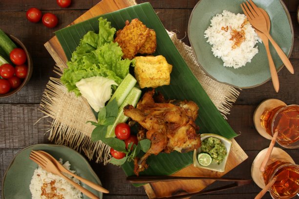 爪哇青椒碎炸鸡图片下载