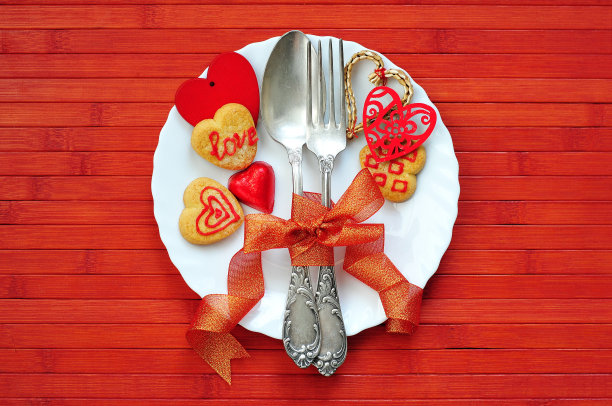 情人节餐桌布置图片下载