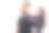 微笑美丽的黑发女子闭上眼睛手年轻的男孩特写图片下载