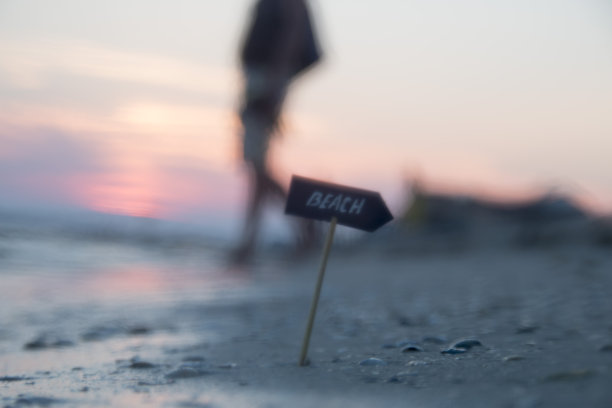 海滩度假村的想法，模糊的照片为背景图片下载