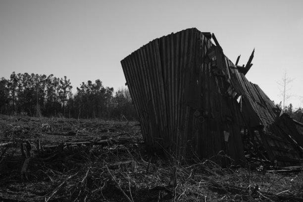 一片废墟图片下载