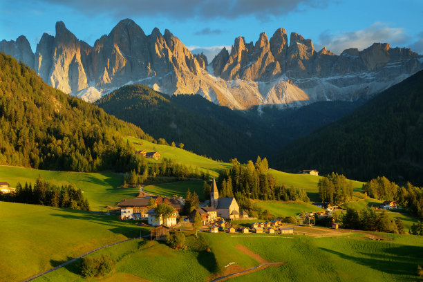 圣诞老人Maddalena村图片下载