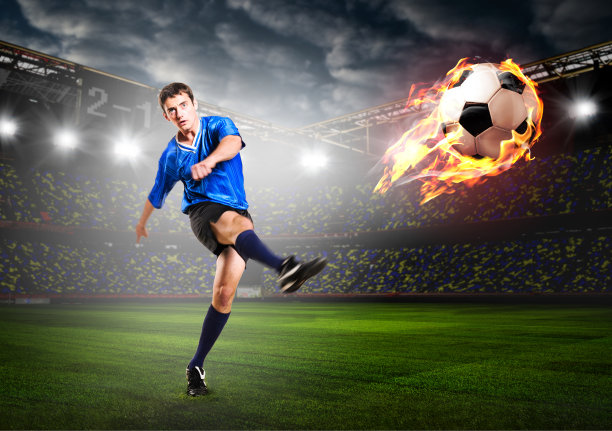 球员正在踢球图片下载