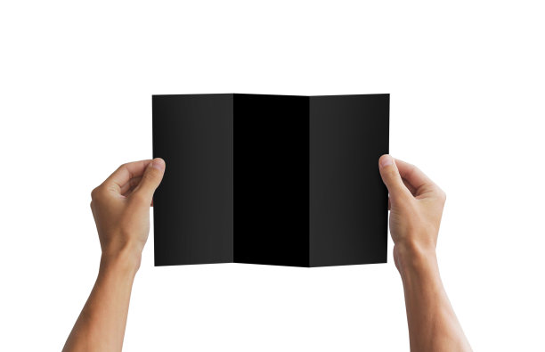 手里拿着一本空白的小册子。传单。小册子的手的人。男子显示胶印纸。表模板。书的手。小册子折叠设计。折叠纸显示阅读。图片下载