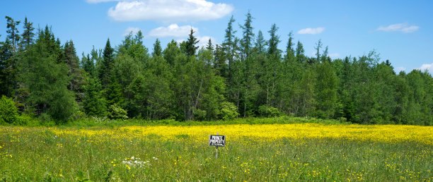 有“请勿擅自进入”小标志的场地图片下载