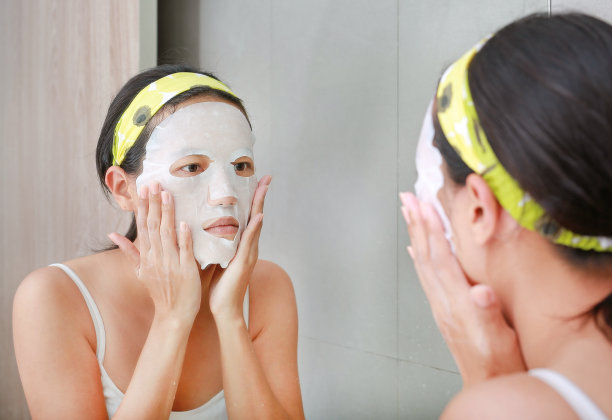 敷面膜照片素材ID：158545018