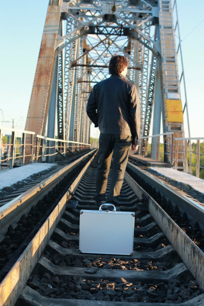 银金属外壳与转账概念图片下载