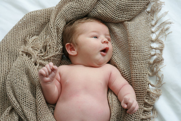 快乐的宝贝图片下载