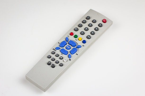 满是灰尘的老式简单电视遥控器图片下载