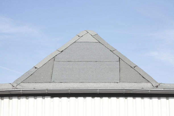 屋顶，旧厂房的屋顶板图片下载