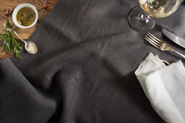 餐桌的装饰图片下载