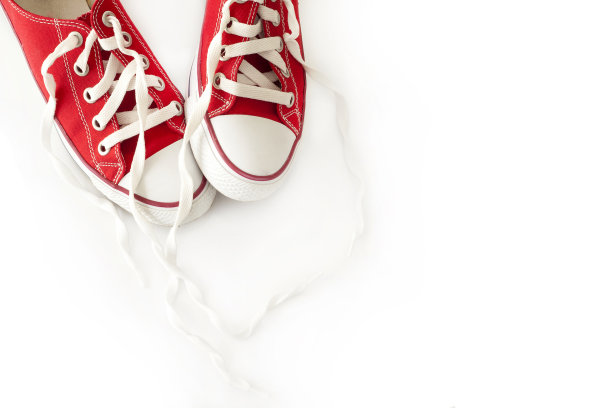红色帆布鞋素材图片