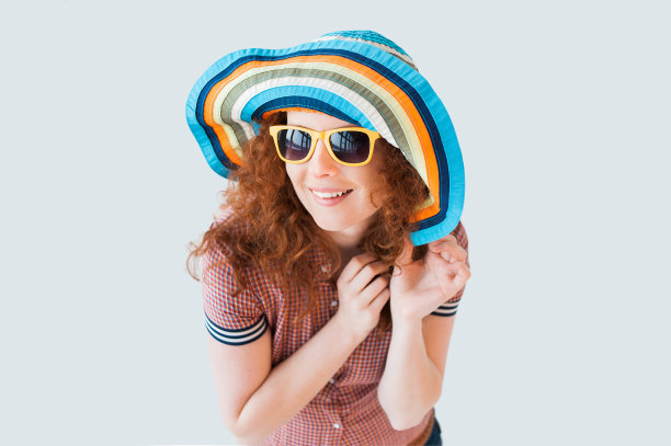 有趣的夏天的女孩图片下载