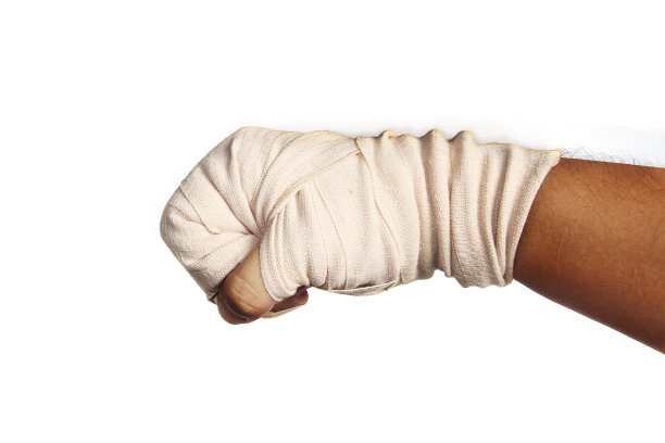 战斗机接近的白色背景图像图片下载