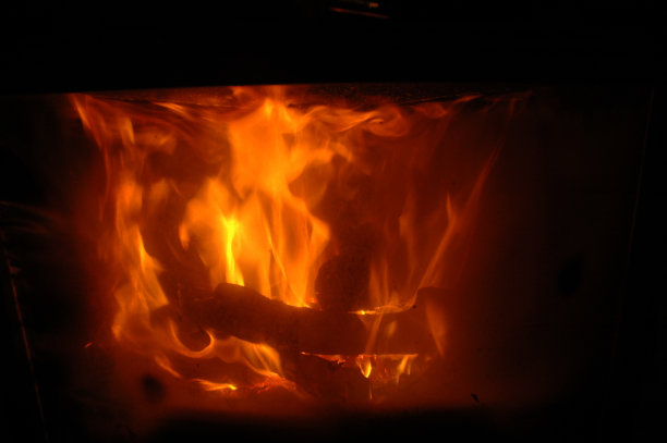 西班牙人着火了图片下载