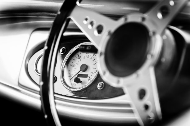 老爷车特写图片下载