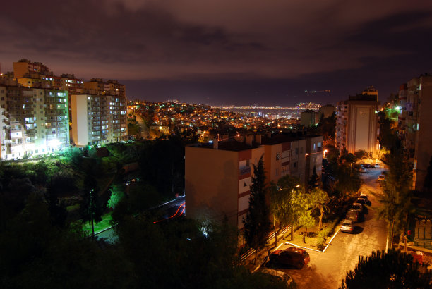 晚上在伊兹密尔图片下载